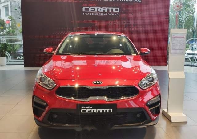 Bán Kia Cerato đời 2019, màu đỏ, giá chỉ 633 triệu