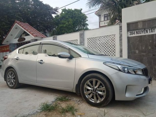 Bán Kia Cerato sản xuất năm 2017, màu bạc giá cạnh tranh