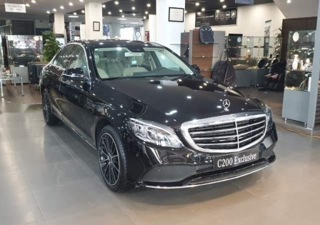 Cần bán xe Mercedes C200 đời 2019, màu xanh 