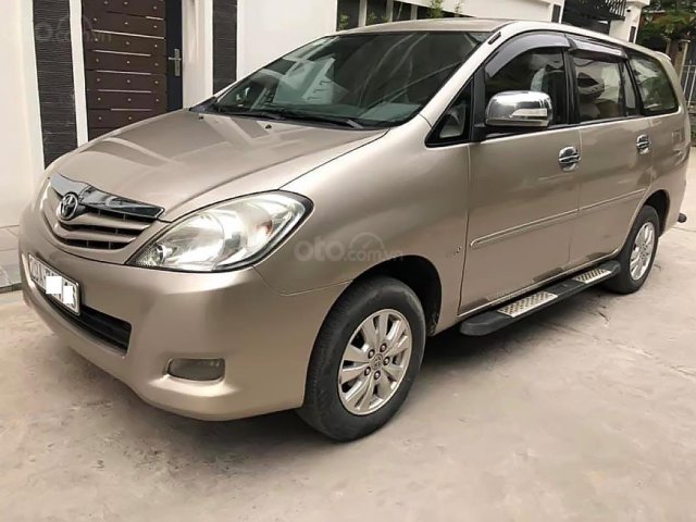 Bán Toyota Innova G năm sản xuất 2010, giá cạnh tranh