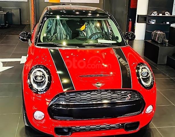 Bán xe Mini Cooper S 5Dr năm 2018, màu đỏ, nhập khẩu nguyên chiếc