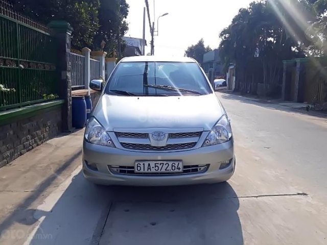 Bán Toyota Innova 2.0 2008, màu bạc còn mới