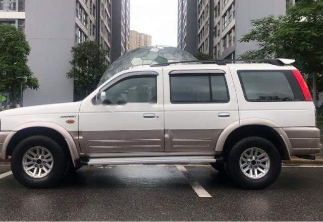 Cần bán xe Ford Everest MT đời 2006, xe chính chủ giá thấp, xe còn mới0