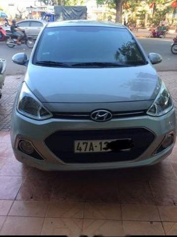 Bán Hyundai Grand i10 năm 2015 chính chủ