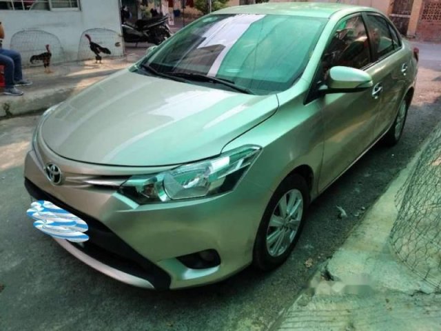 Cần bán gấp Toyota Vios đời 2015 số sàn