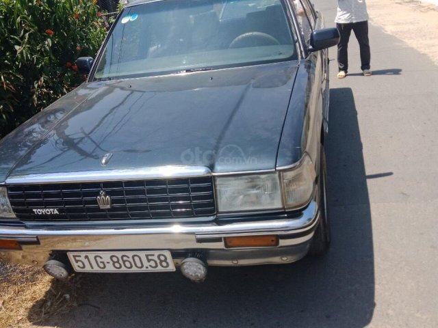 Cần bán lại xe Toyota Crown sản xuất năm 1989, màu xanh lam, nhập khẩu nguyên chiếc