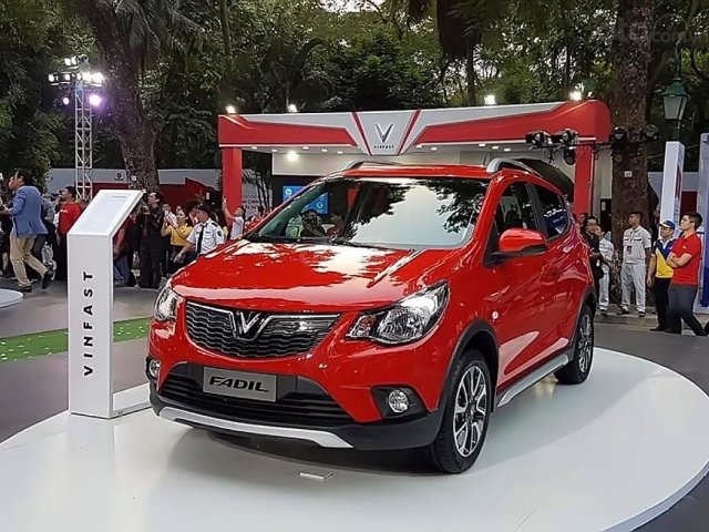 Bán ô tô VinFast Fadil 1.4L sản xuất 2019, màu đỏ