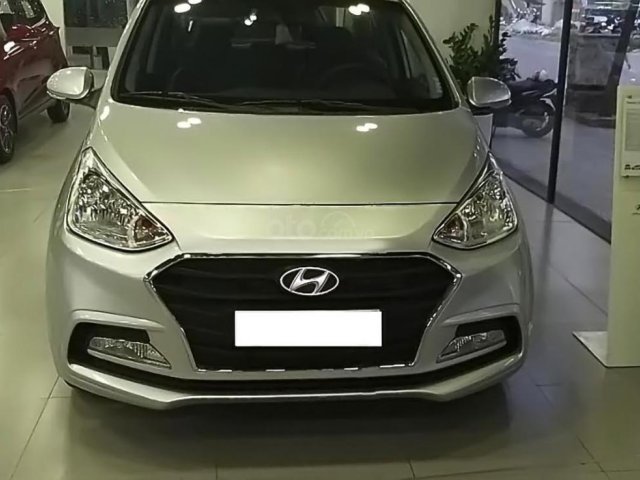 Bán xe Hyundai Grand I10 1.2AT 2019, số tự động, máy xăng, màu bạc, dáng Sedan