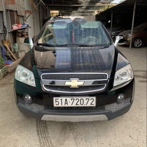 Cần bán lại xe Chevrolet Captiva 2.4 MT đời 2008, màu đen xe gia đình