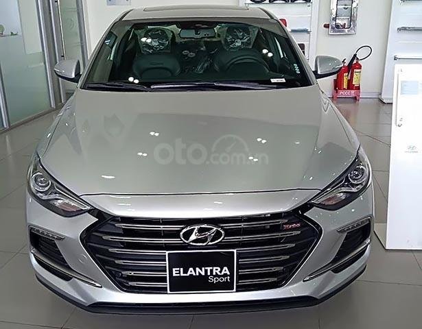 Bán Hyundai Elantra Sport 1.6 AT, mới 100%, sản xuất 2019, lắp ráp trong nước