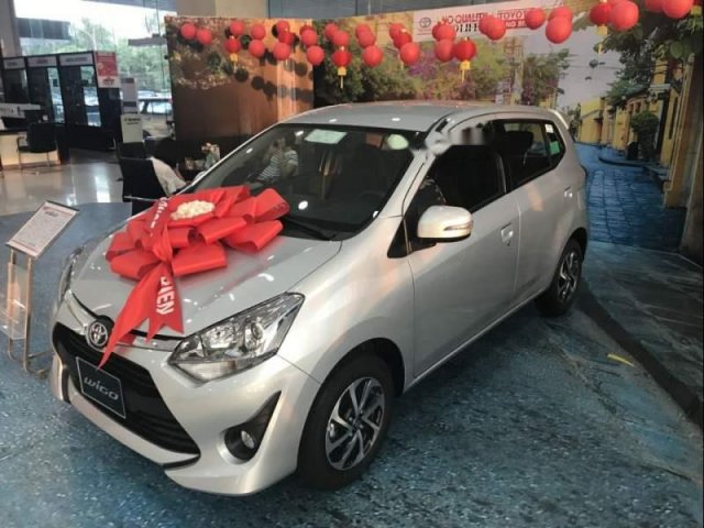 Bán xe Toyota Wigo 2019, màu bạc, xe nhập, giá 345tr