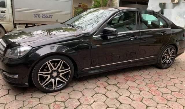 Cần bán Mercedes C300 AMG đời 2013, màu đen