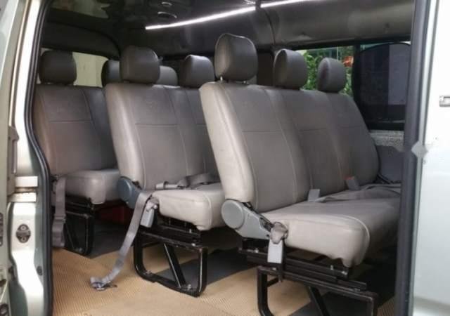 Bán Toyota Hiace năm 2009, chính chủ, giá chỉ 325 triệu