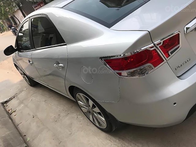 Bán Kia Forte đời 2012, màu bạc chính chủ