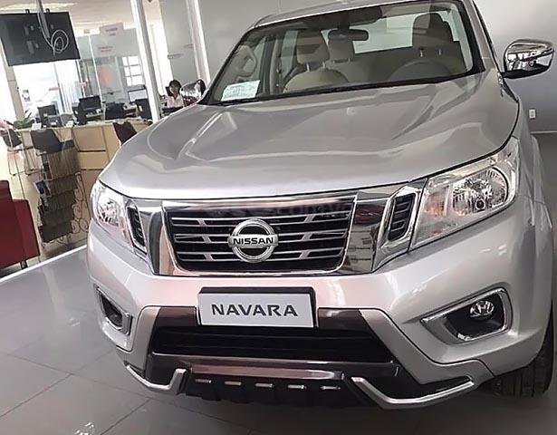 Bán xe Nissan Navara EL Premium R đời 2018, màu bạc, nhập khẩu, giá 637tr0