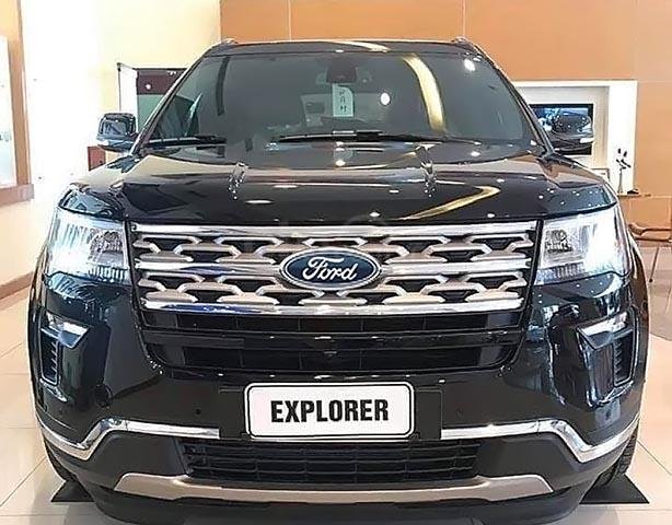 Cần bán xe Ford Explorer Limited 2.3L EcoBoost sản xuất 2019, màu đen, nhập khẩu nguyên chiếc0