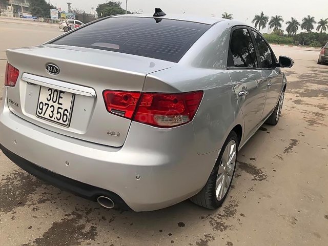 Cần bán Kia Forte Sli đời 2009, màu bạc, xe nhập  