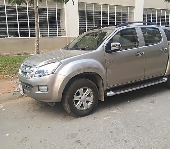 Bán gấp Isuzu Dmax đời 2015, xe nhập như mới, 439tr