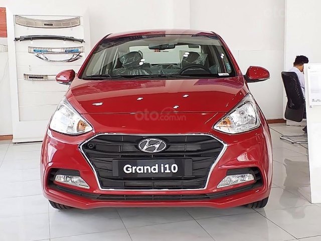 Cần bán Hyundai Grand i10 1.2 MT sản xuất 2019, màu đỏ0