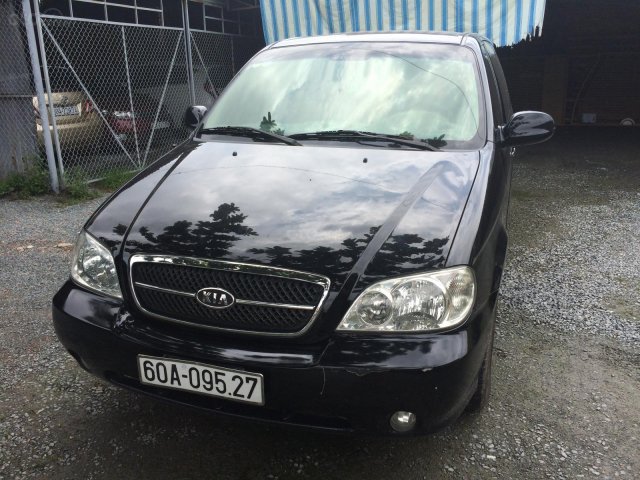 Cần bán xe Kia Carnival 2006