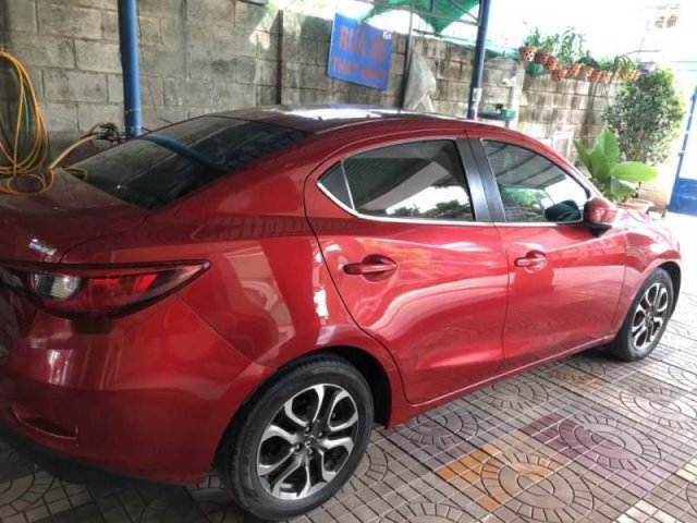 Bán Mazda 2 sản xuất năm 2017, màu đỏ, giá tốt