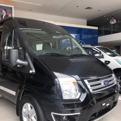 Cần bán Ford Transit Limousine năm 2018, màu đen, 789 triệu