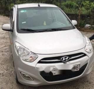 Bán Hyundai Grand i10 năm sản xuất 2013, màu bạc xe gia đình, giá 208tr