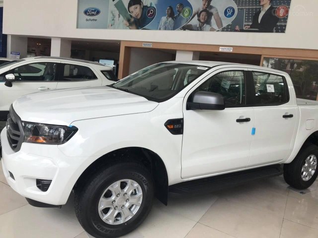 Bán xe Ford Ranger tại Ford Vinh Nghệ An đầy đủ các phiên bản, L/H 0971697666 để nhận ưu đãi