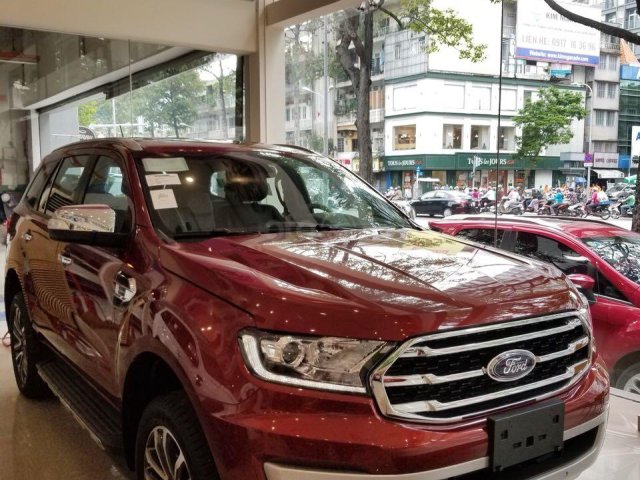 Bán Ford Everest 2019, màu đen, nhập khẩu nguyên chiếc, giá rẻ chấp nhận không hoa hồng