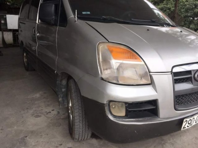 Bán Hyundai Grand Starex sản xuất năm 2004, nhập khẩu0