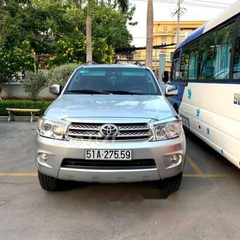 Bán Toyota Fortuner năm 2012, màu bạc, nhập khẩu nguyên chiếc, 655tr