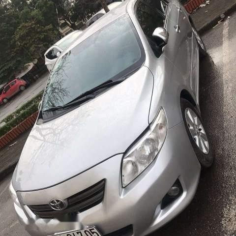 Cần bán Toyota Corolla altis XLi năm 2010, màu bạc, xe nhập chính chủ, giá chỉ 475 triệu