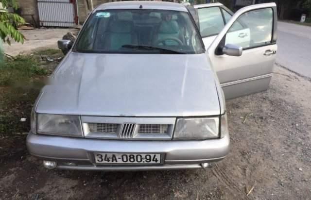 Cần bán gấp Fiat Tempra 2000, màu bạc số sàn0