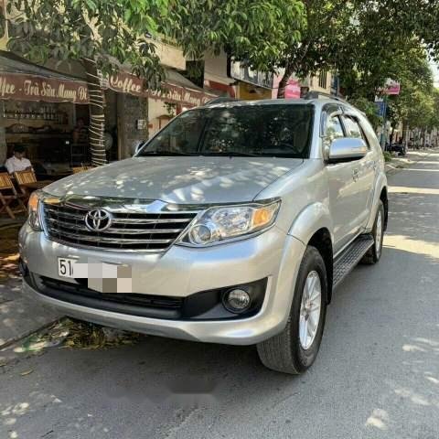 Bán Toyota Fortuner V năm sản xuất 2014, chính chủ