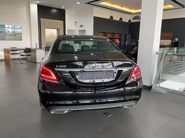 Bán ô tô Mercedes C200 Exclusive năm sản xuất 2019, màu đen