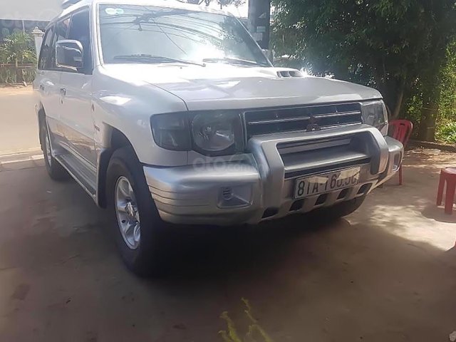 Bán xe Mitsubishi Pajero năm 1997, màu trắng, xe nhập