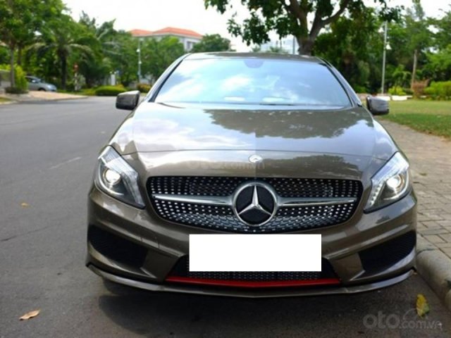 Mercedes A250 AMG màu nâu, sản xuất 2014, đăng ký 2015 biển Hà Nội