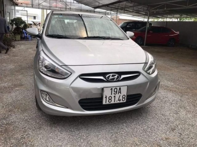 Bán Hyundai Accent 1.4AT 2014, màu bạc, nhập khẩu nguyên chiếc như mới