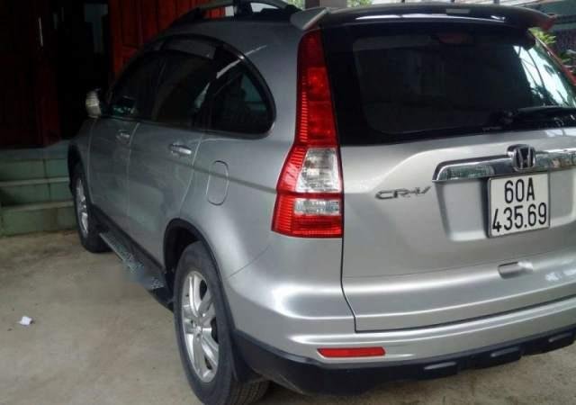 Cần bán Honda CR V đời 2010, màu bạc, 550 triệu