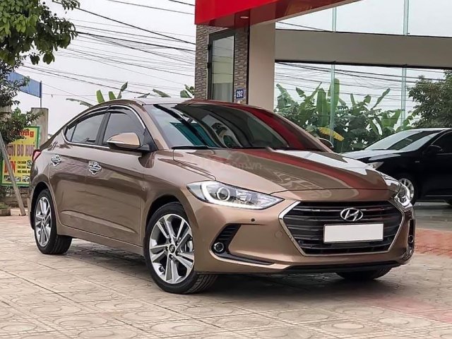 Bán Hyundai Elantra 2.0 AT năm sản xuất 2017 giá cạnh tranh