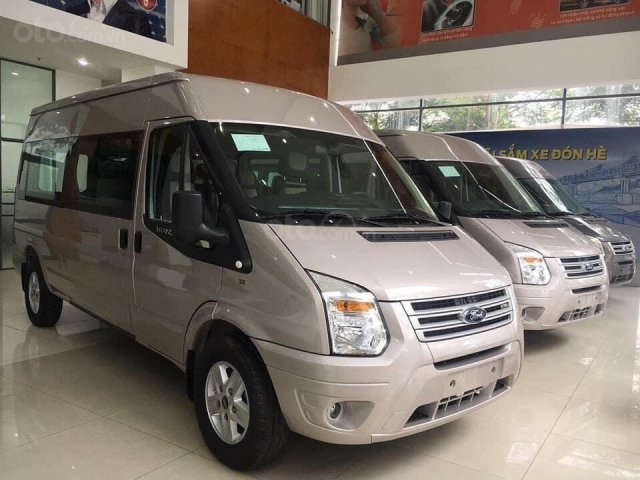 Bán Ford Transit SVP đời 2019, màu bạc, xe nhập