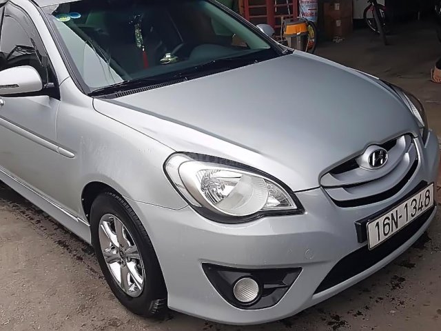 Bán xe Hyundai Verna 1.4 AT sản xuất 2009, màu bạc, nhập khẩu nguyên chiếc chính chủ, giá tốt0