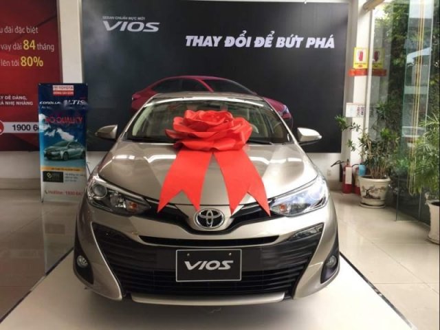 Cần bán xe Toyota Vios G đời 2019, màu vàng