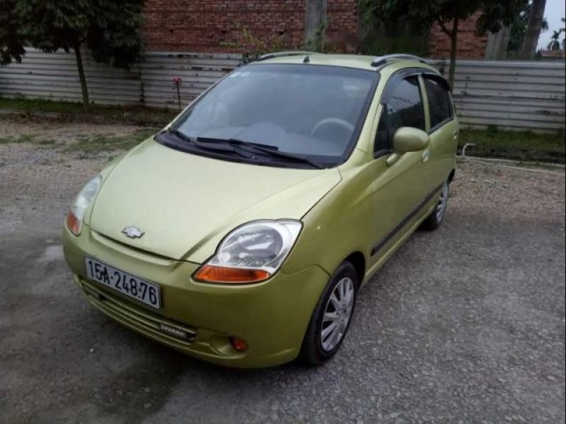 Cần bán xe Chevrolet Spark đời 2010, màu xanh lục còn mới0