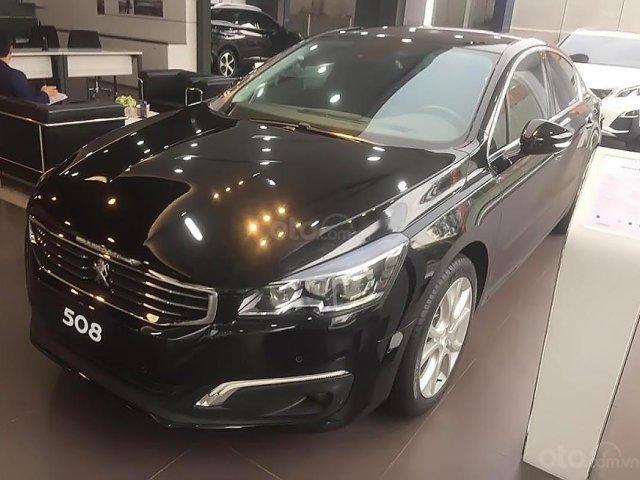 Cần bán xe Peugeot 508 1.6 AT sản xuất 2016, màu đen, nhập khẩu, mới 100%0