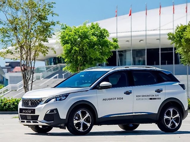 Bán Peugeot 3008 1.6 AT đời 2019, màu trắng, mới 100%0