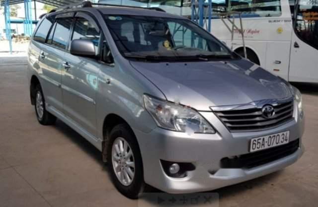 Bán Toyota Innova đời 2013, màu bạc còn mới, giá 490tr