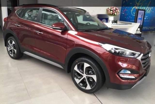 Bán ô tô Hyundai Tucson máy xăng tiêu chuẩn đời 2019, giá thấp, giao nhanh