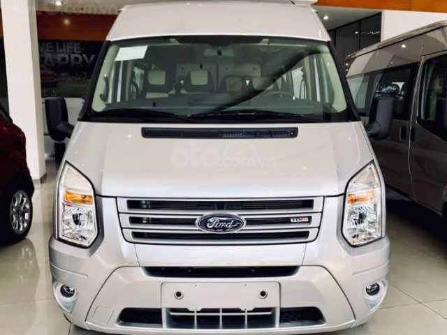 Bán ô tô Ford Transit SVP năm sản xuất 2019, màu bạc, giá chỉ 750 triệu