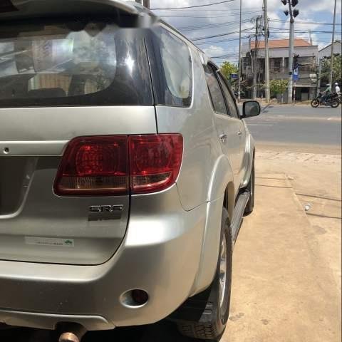 Bán Toyota Fortuner năm sản xuất 2008, màu bạc, nhập khẩu chính chủ0